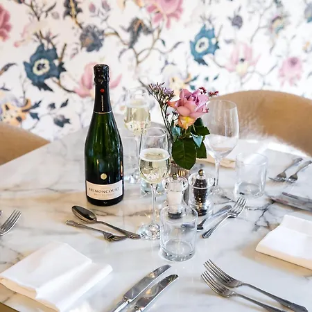 The Burgoyne - Stunning With Amazing Views And Impeccable Service