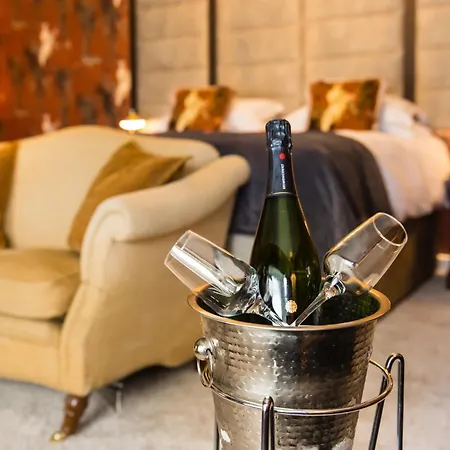 Отель The Burgoyne - Stunning With Amazing Views And Impeccable Service 5*