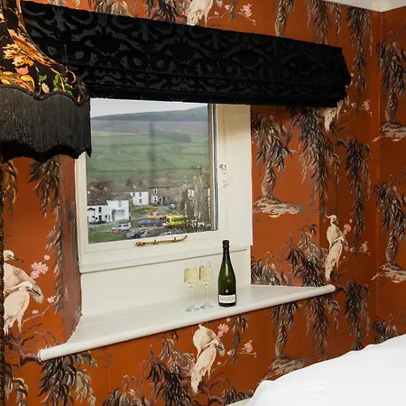 Отель The Burgoyne - Stunning With Amazing Views And Impeccable Service