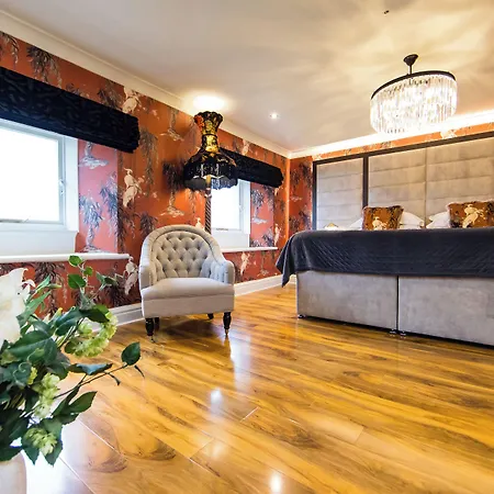 Отель The Burgoyne - Stunning With Amazing Views And Impeccable Service Рит